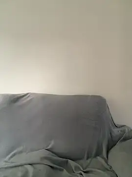 Snapshot of By_Aninha chatting on 08-01-26, 10:14 By Aninha online show from 08-01-26, 10:14