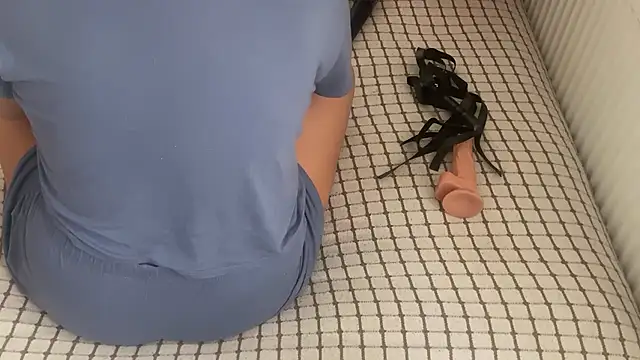 Snapshot of Ceyceys chatting on 10-03-25, 08:44 Ceyceys online show from 10-03-25, 08:44