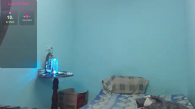 Aleja Nauthy online show from 02-15-25, 11:36