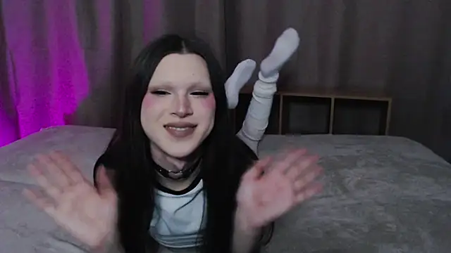 Snapshot of Sexpired_Princess chatting on 12-29-24, 12:52 Sexpired Princess online show from 12-29-24, 12:52