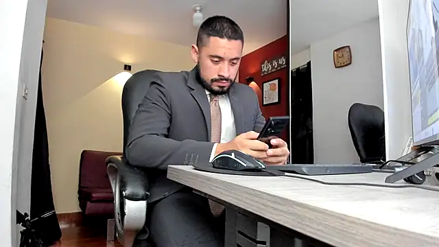 thesexlawyer1 online show from 05-06-26, 02:08