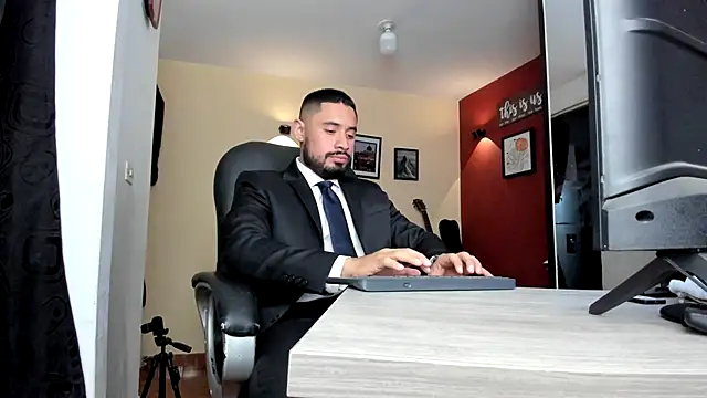 thesexlawyer1 online show from 05-15-26, 04:19
