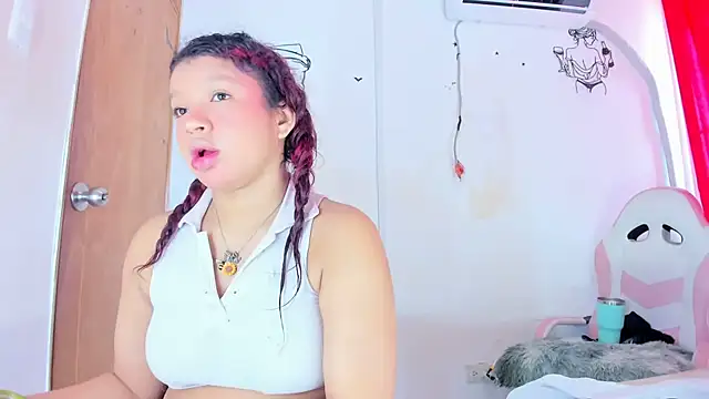 Emily Coper18 online show from 03-01-26, 02:08