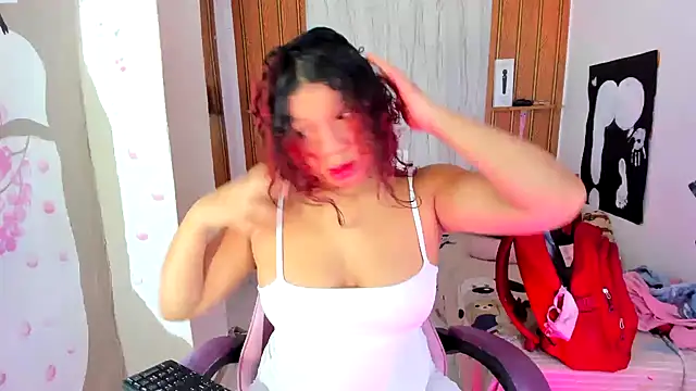 Emily Coper18 online show from 06-29-26, 01:55