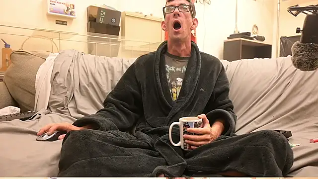 Snapshot of joeiandola chatting on 03-27-26, 03:56 joeiandola online show from 03-27-26, 03:56