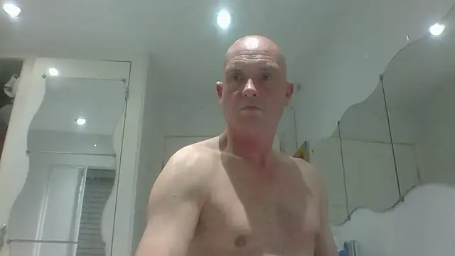 Snapshot of mrtickle0025 chatting on 11-05-25, 09:31 mrtickle0025 online show from 11-05-25, 09:31