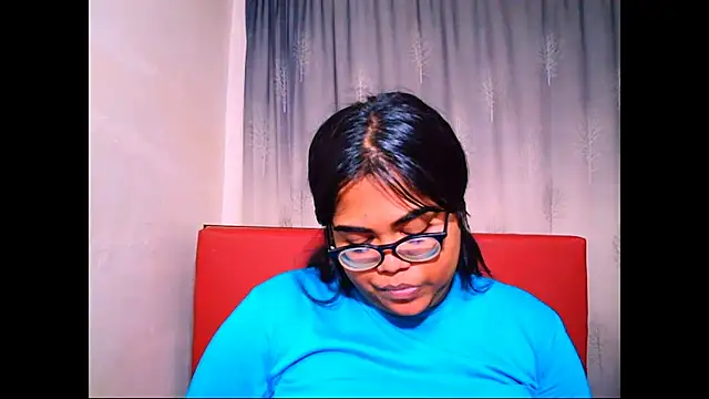 Snapshot of Indian_Lola00 chatting on 10-02-25, 04:25 Indian Lola00 online show from 10-02-25, 04:25