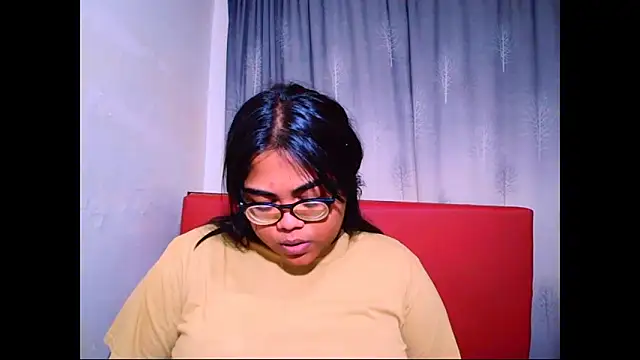 Snapshot of Indian_Lola00 chatting on 10-06-25, 04:21 Indian Lola00 online show from 10-06-25, 04:21