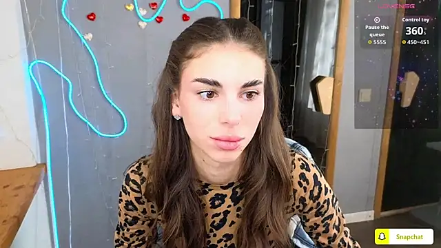 EmmyGreans online show from 09-27-25, 05:34