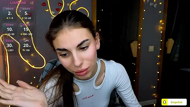 EmmyGreans online show from 10-07-25, 05:37