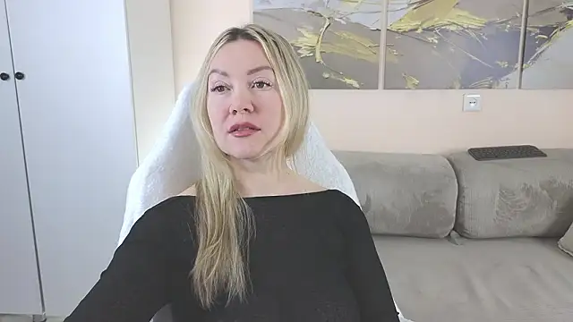 ElleCherry online show from 02-28-26, 01:12