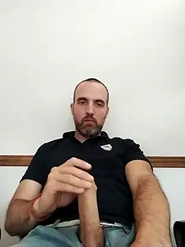 leon3875 online show from 12-16-24, 03:22