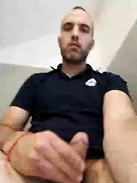 leon3875 online show from 01-07-25, 09:46