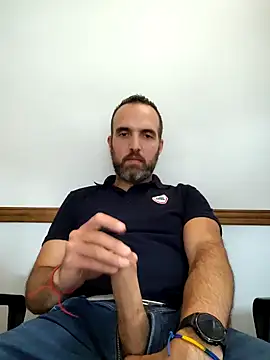 leon3875 online show from 02-06-25, 03:20