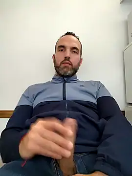 leon3875 online show from 09-24-25, 03:26