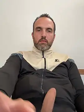 Snapshot of leon3875 chatting on 02-27-26, 03:23 leon3875 online show from 02-27-26, 03:23