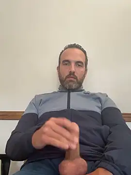 Snapshot of leon3875 chatting on 03-02-26, 03:52 leon3875 online show from 03-02-26, 03:52