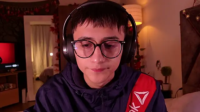 Mr evan1 online show from 12-11-24, 12:23