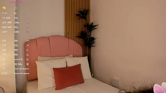 Mara Betancurt online show from 06-19-26, 07:50