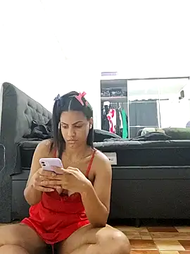 Snapshot of Bella_Anjoss chatting on 12-05-24, 11:07 Bella Anjoss online show from 12-05-24, 11:07
