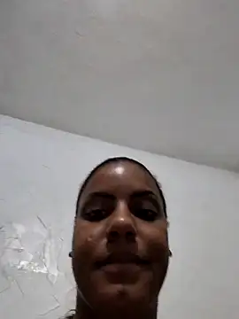 Snapshot of Bella_Anjoss chatting on 02-22-25, 06:52 Bella Anjoss online show from 02-22-25, 06:52