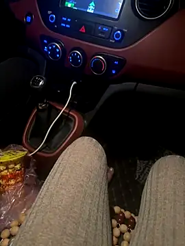 Snapshot of May-Squirt chatting on 10-23-25, 06:28 May-Squirt online show from 10-23-25, 06:28