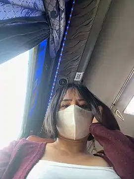 Snapshot of May-Squirt chatting on 03-06-26, 03:25 May-Squirt online show from 03-06-26, 03:25