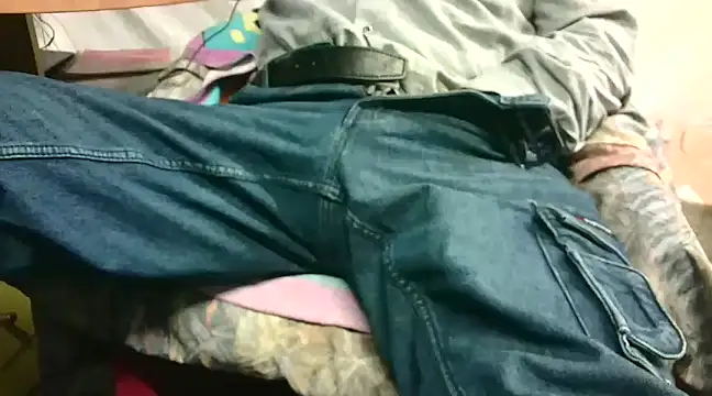 Giulio35 Pika online show from 12-25-24, 04:22