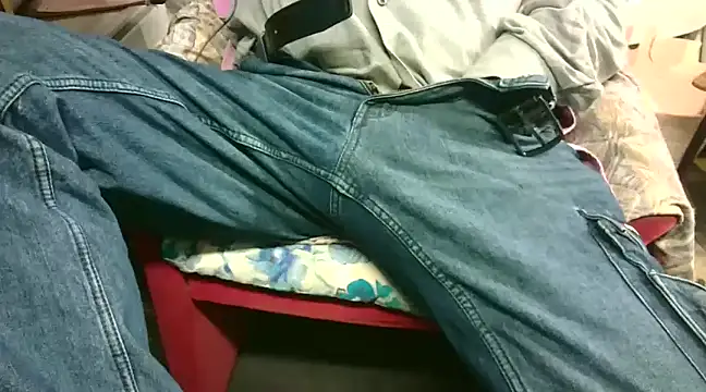 Giulio35 Pika online show from 12-26-24, 06:09