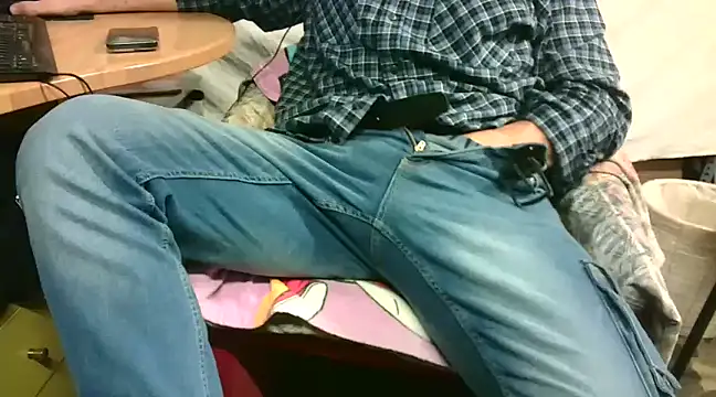 Giulio35 Pika online show from 01-07-25, 05:53