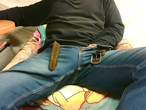 Giulio35 Pika online show from 11-13-25, 03:55