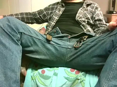 Giulio35 Pika online show from 01-17-26, 05:05