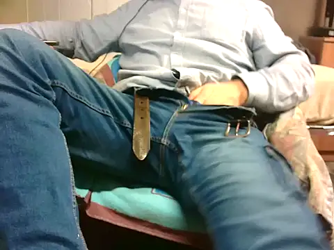 Snapshot of Giulio35_Pika chatting on 02-13-26, 06:15 Giulio35 Pika online show from 02-13-26, 06:15