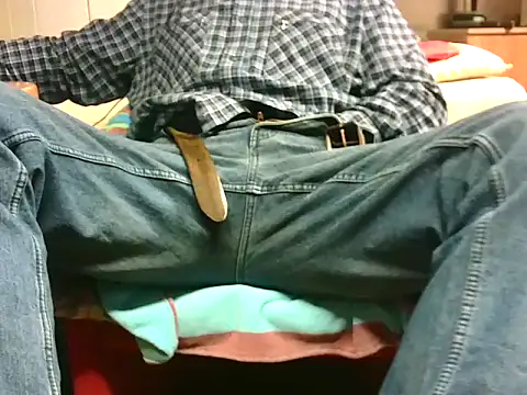 Snapshot of Giulio35_Pika chatting on 02-28-26, 05:19 Giulio35 Pika online show from 02-28-26, 05:19