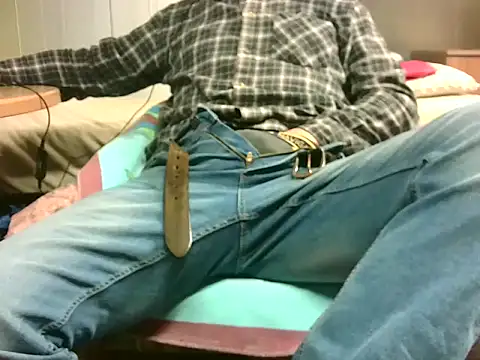 Snapshot of Giulio35_Pika chatting on 03-07-26, 05:59 Giulio35 Pika online show from 03-07-26, 05:59