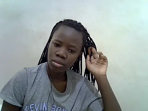 Snapshot of hey_its_andreana chatting on 09-30-25, 09:36 hey its andreana online show from 09-30-25, 09:36