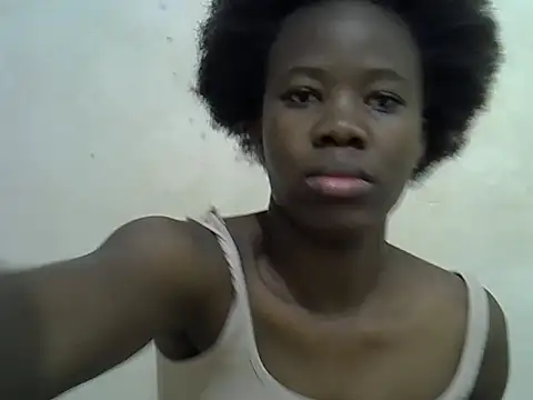 Snapshot of hey_its_andreana chatting on 10-03-25, 03:09 hey its andreana online show from 10-03-25, 03:09