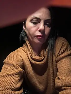 Snapshot of KimKelly13 chatting on 04-11-26, 10:36 KimKelly13 online show from 04-11-26, 10:36