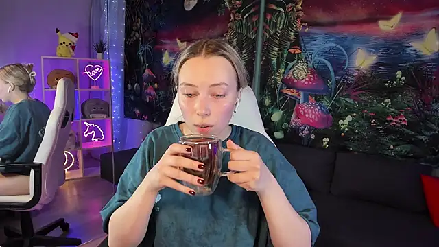 TiffanyBatson online show from 01-31-25, 10:20