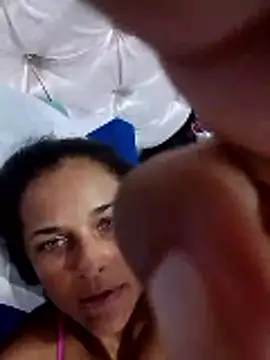 Snapshot of GiveLove1 chatting on 01-11-26, 09:47 GiveLove1 online show from 01-11-26, 09:47