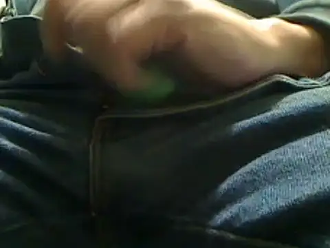 Snapshot of markluvskitty chatting on 12-26-24, 02:05 markluvskitty online show from 12-26-24, 02:05