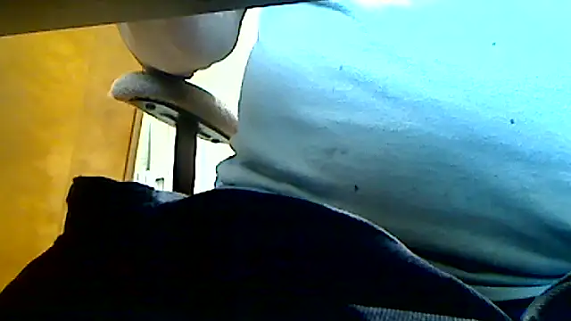 markluvskitty online show from 10-15-25, 12:49