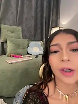 CHERRYY BOMB  online show from 06-28-26, 06:36
