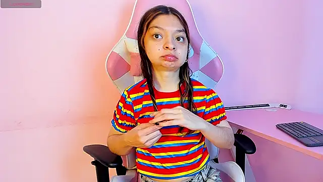 CharlotteMuller online show from 11-01-25, 08:44