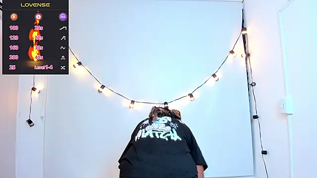 chanel brunette online show from 01-06-25, 05:27