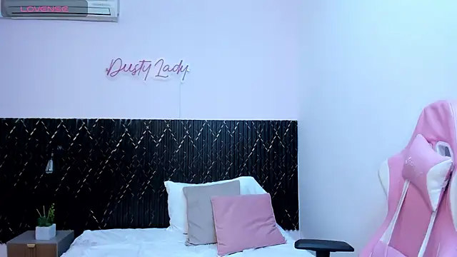 chanel brunette online show from 03-21-25, 11:56