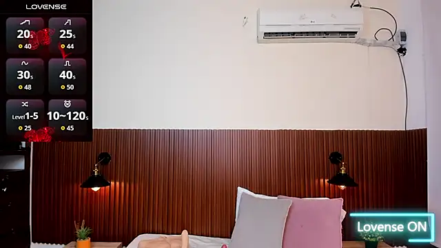 chanel brunette online show from 10-04-25, 11:19