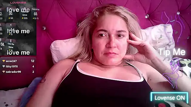 Izury Blondee online show from 09-23-25, 07:06