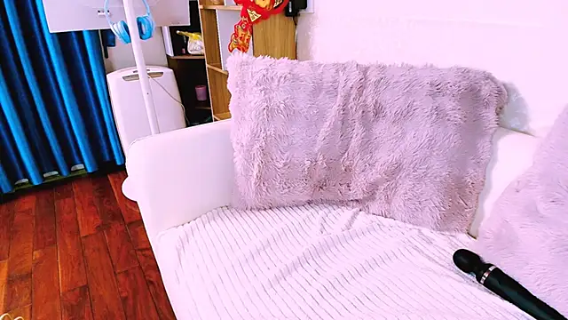 Lee Mi online show from 02-09-26, 02:54