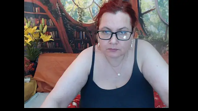 Snapshot of PlayfullMature chatting on 06-28-26, 09:26 PlayfullMature online show from 06-28-26, 09:26